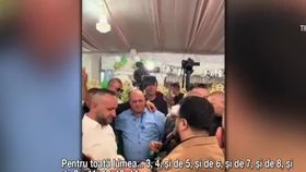 VIDEO Banii din dedicații, urmăriți de Fisc. Tzancă Uraganu și-a postat banii de la un eveniment pe rețelele de socializare